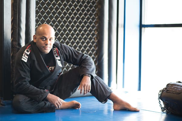 Mastering Spider Guard: With Mauricio “Tinguinha” Mariano