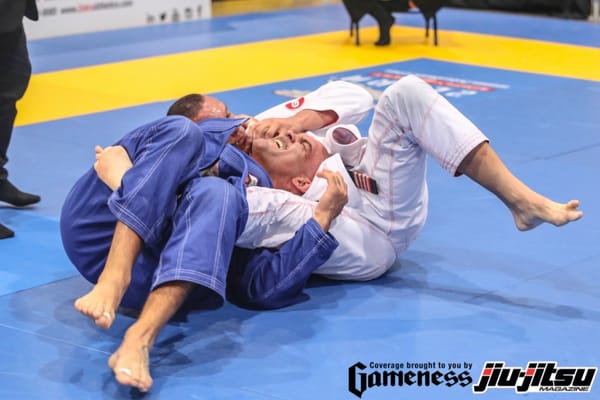 Godoi Teaches One of the Lapel Chokes He Used to Win Double Gold at the Worlds Masters