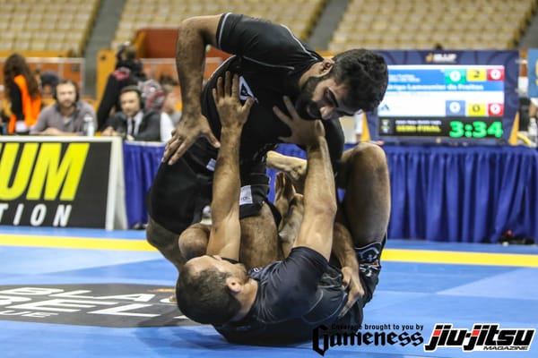 Mansher Khera Teaches How to Sweep the Bigger and Stronger Opponent