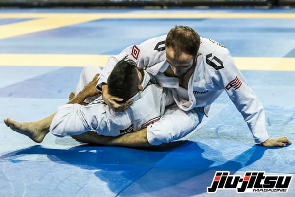 Sweep like Samir Chantre and finish the opponent with an armbar